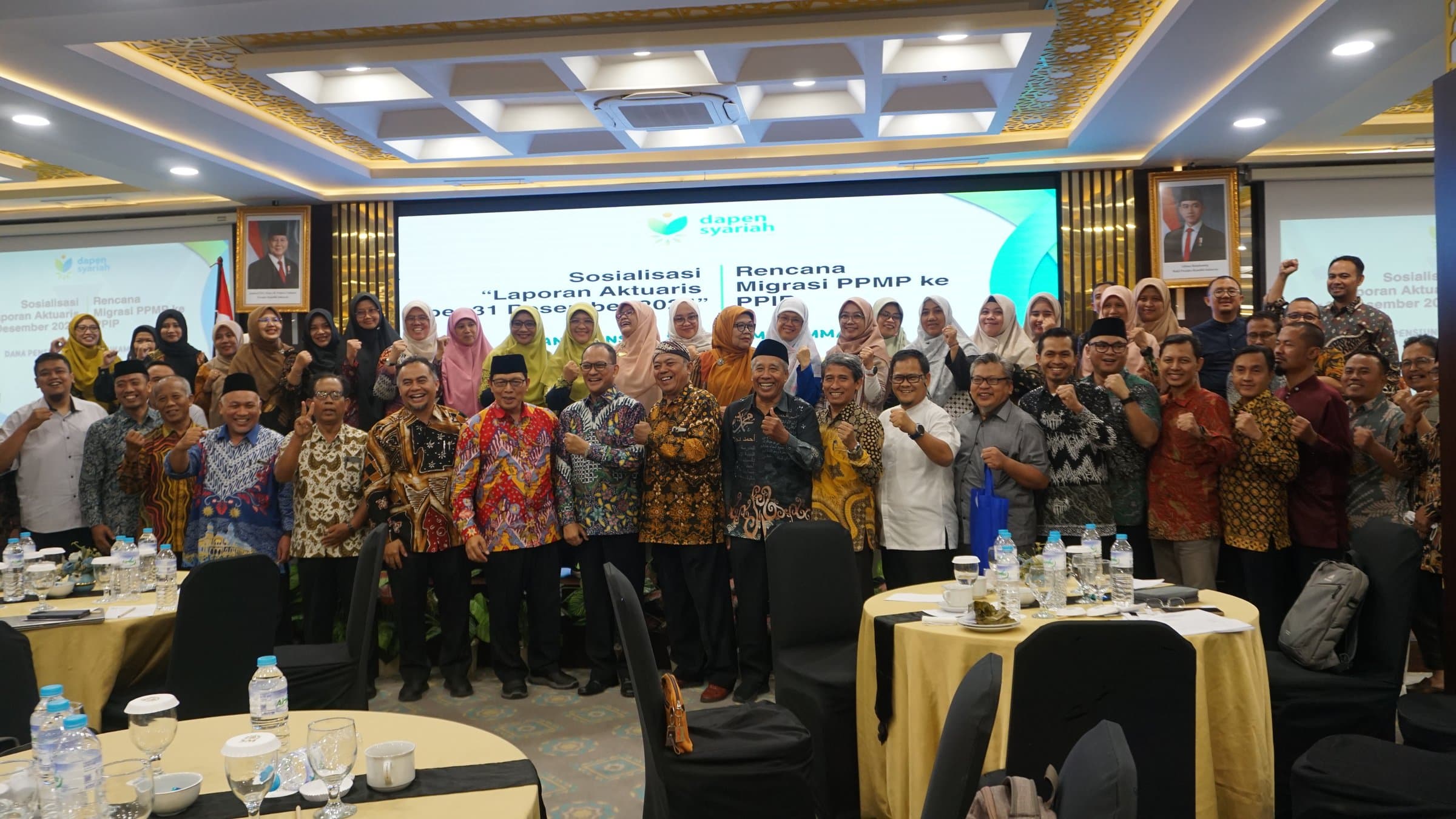Foto bersama peserta Sosialisasi Mitra Pendiri
